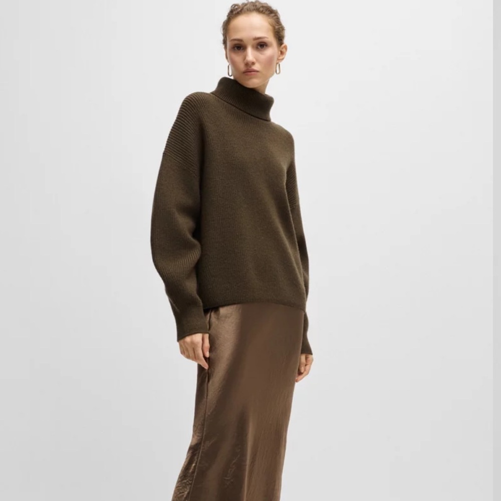 Boss Ribbed Turtleneck Sweater 100% wool